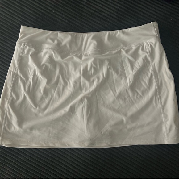 BLEVONH Womens Summer Tennis/Golf Skort with a Phone Pocket size XXL, GUC - Picture 1 of 5